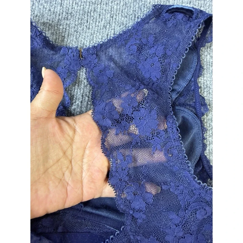 Victoria's Secret‎ Dream Angels Navy Blue Lace Velvet Bralette Wireless Bra M